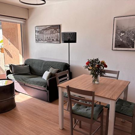 Agreable 2 Pieces Au Coeur De Thones Apartment ภายนอก รูปภาพ