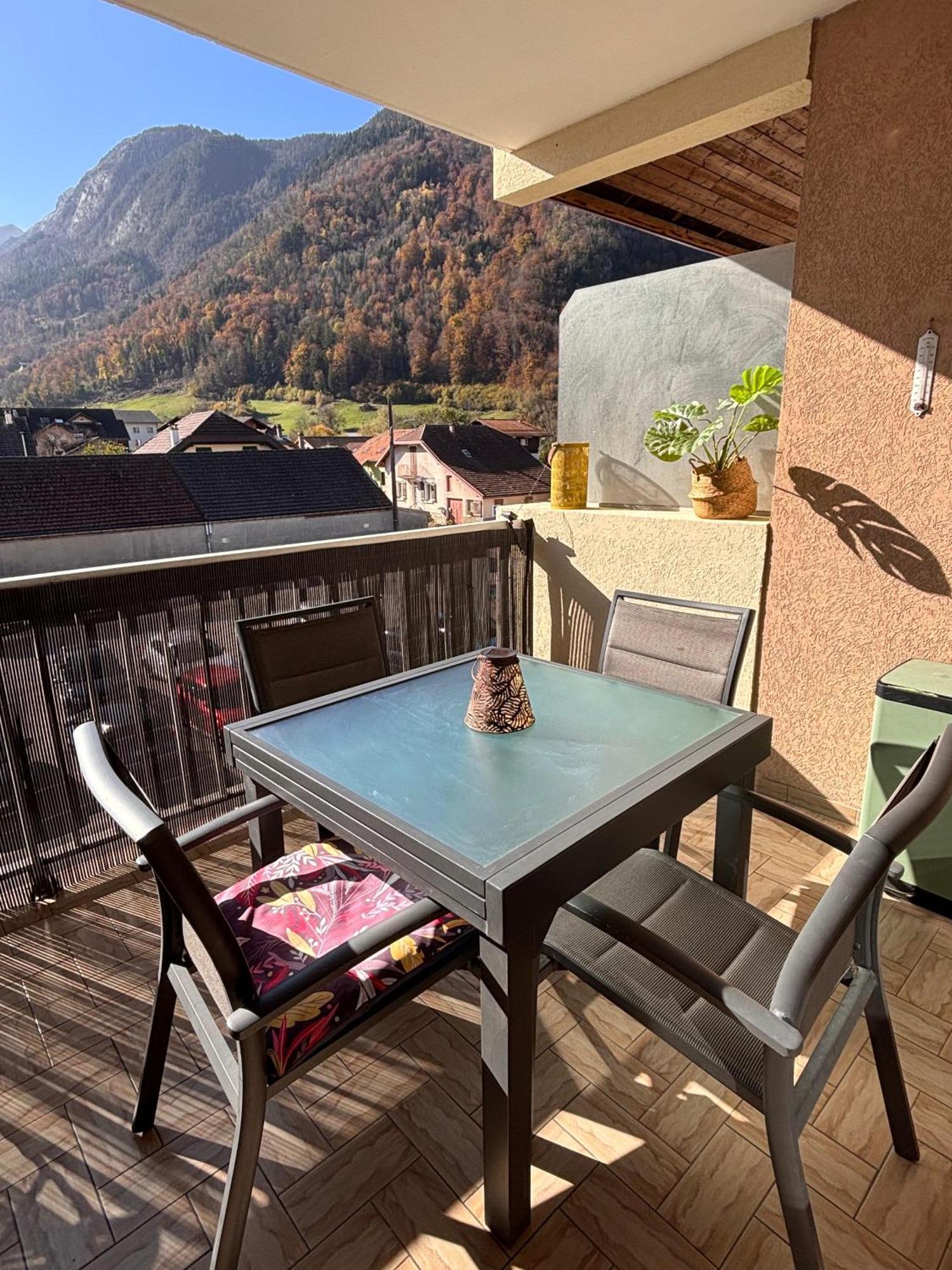 Agreable 2 Pieces Au Coeur De Thones Apartment ภายนอก รูปภาพ